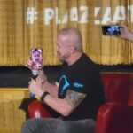 David Arquette Instagram - When the great @diamonddallaspage takes a break from saving the world with @ddpyoga to screen #readytorumble and my smart ass calls in. Make sure to check out the video