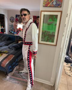 David Arquette Instagram - Thank you @shinestythreads for the cozy tribute to my childhood stunt hero! I love it!