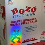 David Arquette Instagram - Great ready for @warmfuzzytoys @realbozotheclown ALL NEW #grandprizegame #buckets ❤️🌈🤡