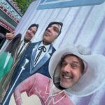 David Arquette Instagram - With friends like @theplanetpeacock and @rjcity in town for @aew @ringofhonor had to get our biscuits at @lovelesscafe on