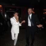 David Beckham Instagram - Still making her laugh with my dancing 26 years on 😂 love you @victoriabeckham & thank you for being there for Dad last night kiddie’s ❤️❤️❤️❤️ @brooklynpeltzbeckham @romeobeckham @cruzbeckham #HarperSeven ❤️ sorry about dads moves ❤️
