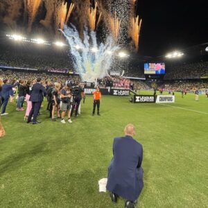 David Beckham Instagram - I’m so proud tonight of what we have achieved as La Familia 🩷🖤 Gracias for everything MIAMI @intermiamicf 🩷🖤