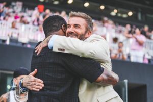 David Beckham Instagram - Another great night 🩷 Thank you to La Familia & all of our friends for showing up 🔥 @victoriabeckham @diddy @djkhaled @davidgrutman @isabelagrutman camila_cabello @karliekloss @officialgiggs @rauwalejandro @khaby00 🔥 @intermiamicf