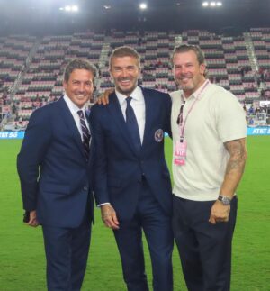 David Beckham Instagram - The perfect night 🩷🖤 Thank you to all my family & friend’s for supporting like you always do 🩷🖤