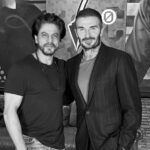David Beckham Instagram - Honoured to have been welcomed into this great man’s home. To enjoy a meal with @iamsrk, @gaurikhan, their beautiful children and close friends – what a special way to end my first visit to India... Thank you my friend – you and your family are welcome any time in my home… @sonamkapoor and @anandahuja - you hosted me with such warmth and kindness this week, thank you for the amazing evening you created at your home - see you again soon ❤️🇮🇳 Mumbai, India