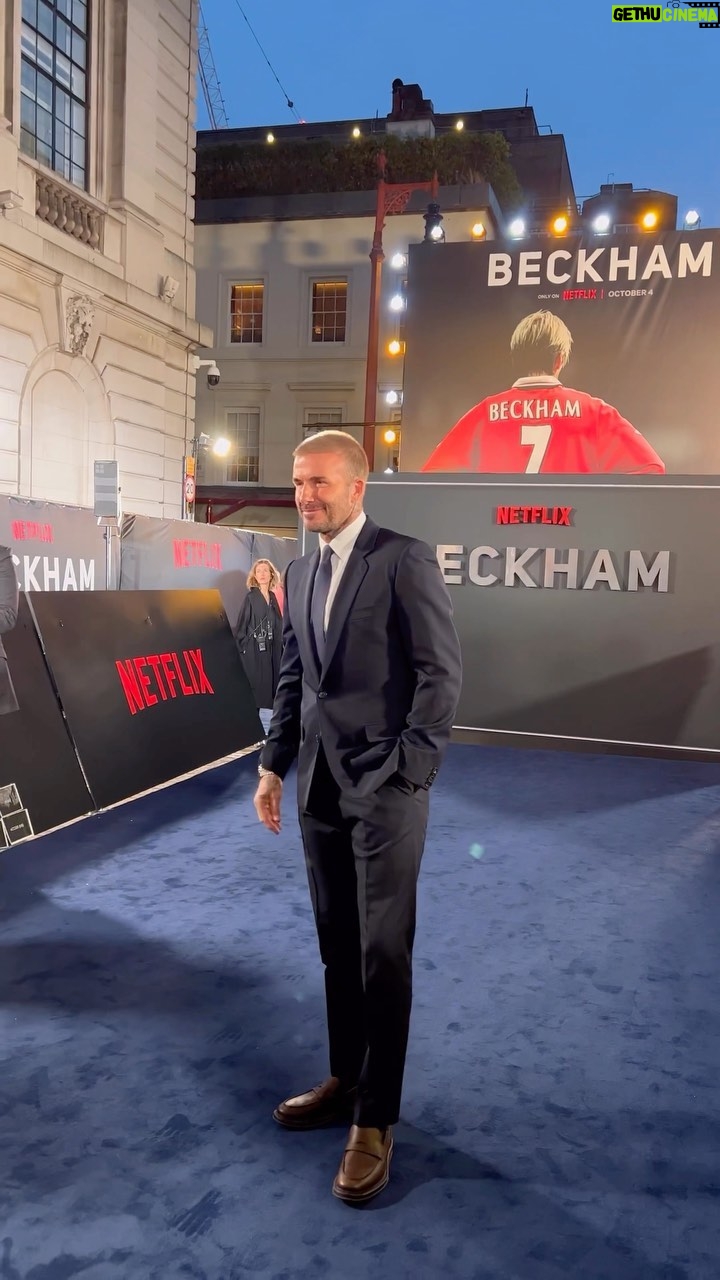 David Beckham Instagram - Special night ❤️ #BECKHAM @netflix 🍿