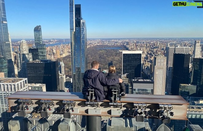 David Beckham Instagram - Fun few days in NYC 🇺🇸 #HarperSeven ❤️