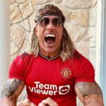 David Beckham Instagram - And the winner is @therock 🎃 looking good man I know what I’m going as next year 💪🏼 😃