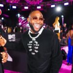 Davido Instagram - Always a fun time at the @vmas Manchester TODAY! New announcements coming soon⏳ VMAs