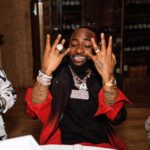 Davido Instagram - OMO NAH EVERYDAY 😘 Dubai, United Arab Emirates