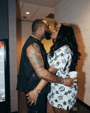 Davido Instagram - BIG 31 …. 🎉🐐🌎🏆⏳ Grateful to God