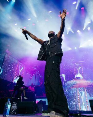 Davido Instagram - A.W.A.Y FESTIVAL WAS TIMELESS! ⁣⁣⁣
⁣⁣⁣
We did it. We sold out State Farm Arena and brought AFRICA to ATLANTA! ⁣⁣⁣
⁣
This weekend was everything we could have dreamed of and more. Thank you to everyone who came and brought that ENERGY. ⁣⁣⁣
⁣⁣⁣
We’ll be back REAL SOON! ⁣⁣⁣
⁣⁣⁣
OBO BADDEST ⏳