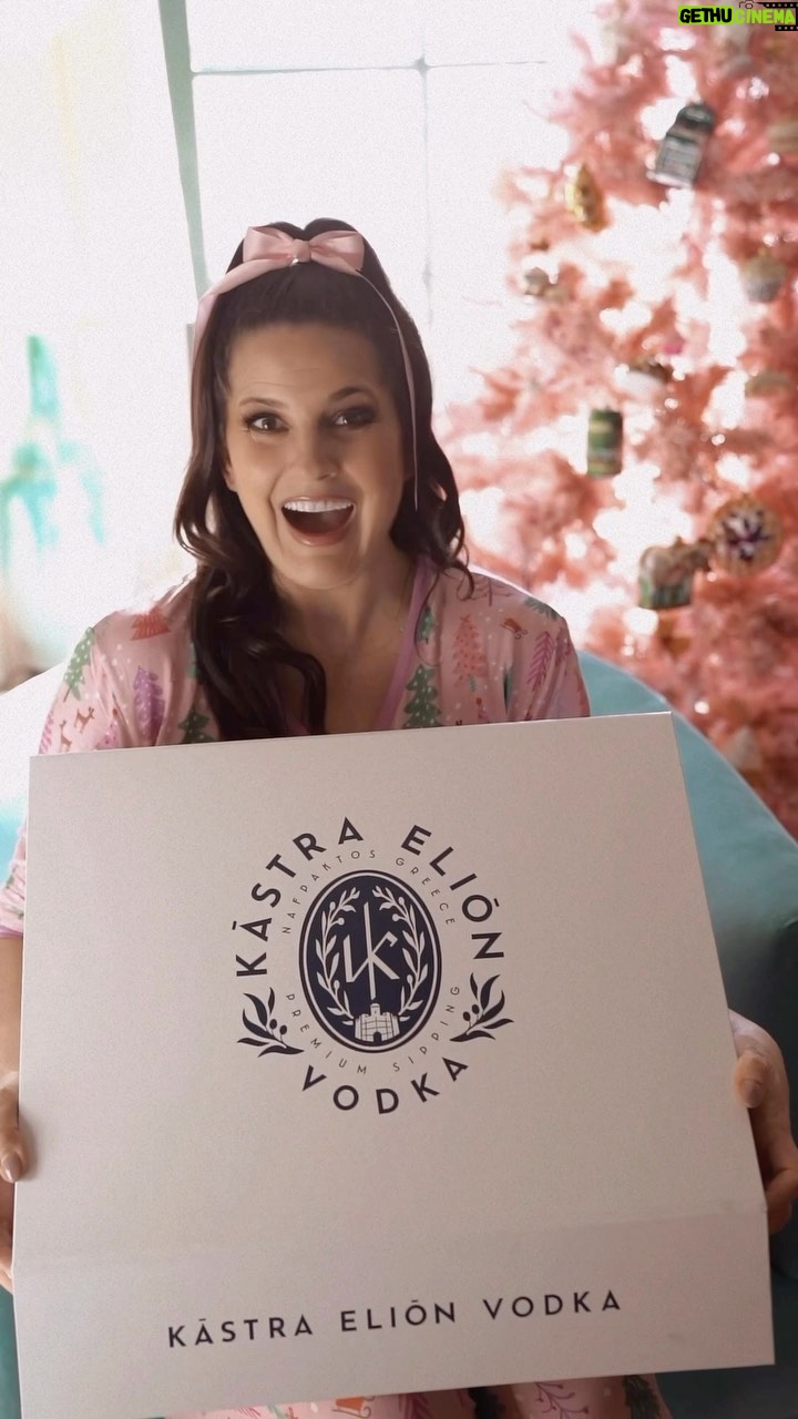 Dawn McCoy Instagram - Thank you, @kastraelion !๐ฉต You always know the PERFECT way to kick off the holiday season.๐ธ๐ธ (and letโs talk about those @kastraelion - @compartes chocolates ๐ซ) Itโs also the perfect, unexpected holiday gift - and housed in such a beautiful bottle, it will make spirits bright not only when imbibing - but when just looking at it as it sits beautifully on your bar. Family-owned and artisan-crafted in Greece, Kastra Elion is the original Premium Sipping Vodka distilled from Greek olives picked by hand, then blended with curated grains and natural spring water from crystalline rock to produce a vodka of unparalleled smoothness and timeless sophistication. My favorite thing about it? How CLEAN it tastes - and how seamlessly it blends into a cocktail. Enjoy - and when you do - please let me know about your experience by tagging @kastraelion & me! Now, go make spirits bright!๐ธ๐ธ๐๐