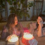 Dawn McCoy Instagram - Florals and feathers were the theme. 💐 🦢 Happy birthday, @JennChanGlam.🩷🎂🍾 Earrings: @kellygolightly x @bethladdcollections Mon Ami