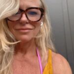 Deana Carter Instagram - A few rare days at home, going through some storage items and bringing old things back to life! 🪑 #reno #diy #rosebowlfleamarket