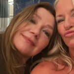 Deana Carter Instagram - This bunch is trouble & having a ball! 💞❤️💞❤️ We love getting some QT with @matracaberg & @jeff_hanna_ngdb SO much love! #palmcoastsongwriterfestival Delfinos Fine Italian Restaurant