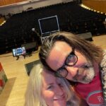 Deana Carter Instagram - Ready to rock the house tonight at the @marylandhall with @philvassar for our #ComingHomeForChristmas Tour! FUN day in #Annapolis seeing the sights. Always good to be here! #Maryland #marylandinn Maryland Hall