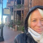 Deana Carter Instagram - Ready to rock the house tonight at the @marylandhall with @philvassar for our #ComingHomeForChristmas Tour! FUN day in #Annapolis seeing the sights. Always good to be here! #Maryland #marylandinn Maryland Hall