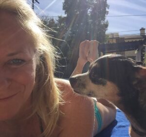 Deana Carter Instagram - My heart is absolutely broken today. 💔 My sweet Georgie is warming the hearts of angels now. What a perfect little gift & immense Blessing she was to me. Wait for me in Heaven, G. Cant wait to cuddle up to you again. I love you. ❤️