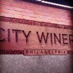 Deana Carter Instagram - Getting ready for tonight at @citywineryphil 🎶🎸🎤💫 Y’all come see us! 👏🏻👏🏻👏🏻 City Winery Philadelphia
