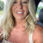 Deana Carter Instagram – Thank you for an AMAZING SHOW last night in Kannapolis, NORTH CAROLINA!! We love you!! ❤️