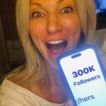 Debbie Gibson Instagram - THANKS TO ALL 300,000 OF YOU !!! 🤍 Watching this community build is so meaningful and hitting this milestone today in NYC … oh my 💎 heart !! And thank you #teamdeb especially my one of a kind Manager @heathermooreny who has been rebuilding this thing for over a decade and the @diamonddebheads for preaching the gospel of DG every chance you get to keep growing this community so more people hear the music and feel the joy ❤️💎🍸 WELCOME new followers. You’re gonna love it here ! Appreciate you sharing our journey together ! #fans #community #instagram