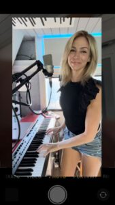 Debbie Gibson Instagram - Happy 35th Lost In Your Eyes ! 🎧🖤🎹 #song #songwriter #music #love #joy Malibu, California