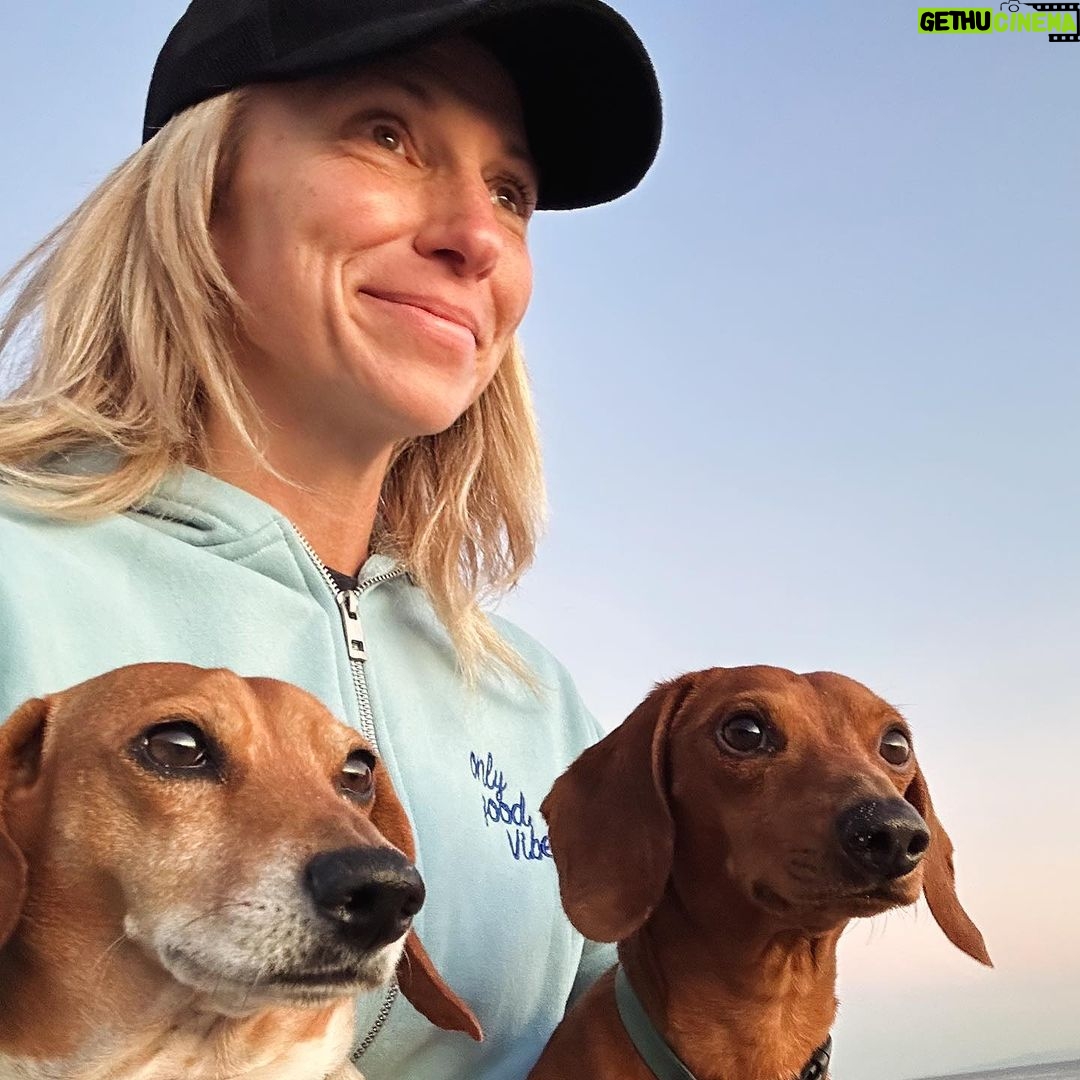 Debbie Gibson - 8.1K Likes - And then there were 2 …
❤️🐶 ❤️🐶
I had this beach scenario planned for our pack of 3 🐶 🌈coming up and I’m not gonna woulda coulda shoulda cuz the Universe has plans so far beyond what we can comprehend and those hindsight 20/20 glasses are apparently sold out. But we have been bonding and processing as a pack. As a family.
I’m so happy to have this moment to breathe and to feel everything because each loss we go through brings back previous loss in my experience.
I’m very serene, just introspective and taking stock of what and who is important in my life. I’m very intentional with my love and energy which always feels authentic. Extra vulnerable but, I wouldn’t have it any other way.
If you love hard , you’re gonna feel loss hard. And funny enough , in the wake of so much loss in the past couple of years I can only foresee loving even harder.
Tomorrow is 35 Years of Lost in Your Eyes. I don’t have any fancy post prepared as things have been kinda wild and I do my social media stuff myself. Just plan to talk to you all visually or through words. The music and how you’ve all embraced it says it ALL !!!
I look forward to sharing your stories and posts and please invite me to collab. Maybe one will strike my fancy !
G’night everyone 🤍
#beach #dog #dogmom #dachshundsofinstagram
PS Thank you @lecafedelaplagemalibu for my amazing hoodie ! 🩵