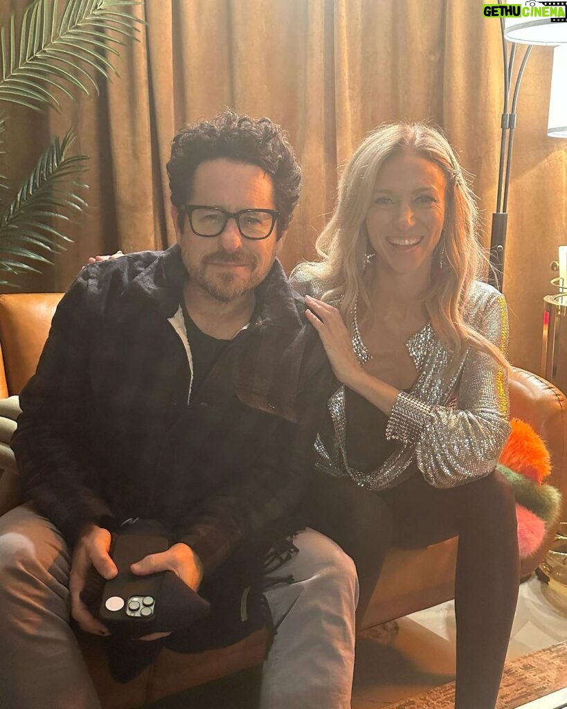 Debbie Gibson Instagram - One of the highlights of 2023 was getting to guest as The Producer in @gutenbergbway ! As this incredible show winds down it’s run, I was granted permission by the man himself @joshgad to share my rehearsal clip ! I’ve also been wanting to highlight some incredible behind the scenes moments as well so … here ya go ! Swipe for all the FUN ! 1 - Rehearsal pre-show ! Incredible team to put me in … many thanx for such a FAB adventure ! 2- Standbys @russelljdaniels and @samfred88 ! Unsung heroes of theater who have to be performance ready every waking moment. No easy task! Takes chops and guts! These two guys are sweethearts! 3 - Producer @jjabramsofficial. Yes. THE JJ Abrams. Ya know… just another day at the office ! 4 - When they announce your name on the PA and that it’s Saturday Night on BROADWAY 🎭 Nothing like it ! 5 - @middlesex_six the phenomenal musicians with none other than the incomparable @therealjimparsons 🤍 6 - Studying my lines and cues ! 7 - Had to get a group shot with the boys and Aunt Linda and Uncle Carl who were my dates for the evening. Nobody in that entire audience laughed louder than Aunt Linda that night ! 8 - The Marquee at the James Earl Jones Theater 9 - The one and only loveliest human @andrewrannells 10 - The coolest most talented Fellas on the BroadWAY Josh and Andrew. I can’t thank you guys enough for all you do to bring music and laughter to the people at a time where we all need it most. Thanx for the memories !
