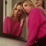 Debbie Gibson Instagram - My favorite pink sweater and me 💞 Post Show Friday Night 12/8 🎵 Swipe for all the variations on the theme🍸 #wednesday #wednesdaymotivation #sweater #sweaterweather #stellamccartney Shout out to @Skyla.Ann at @stellamccartney in LV for helping me pick the perfect fit … cute but just baggy enough to feel cozy ! We had FUN finding it 💗 Burbank, California