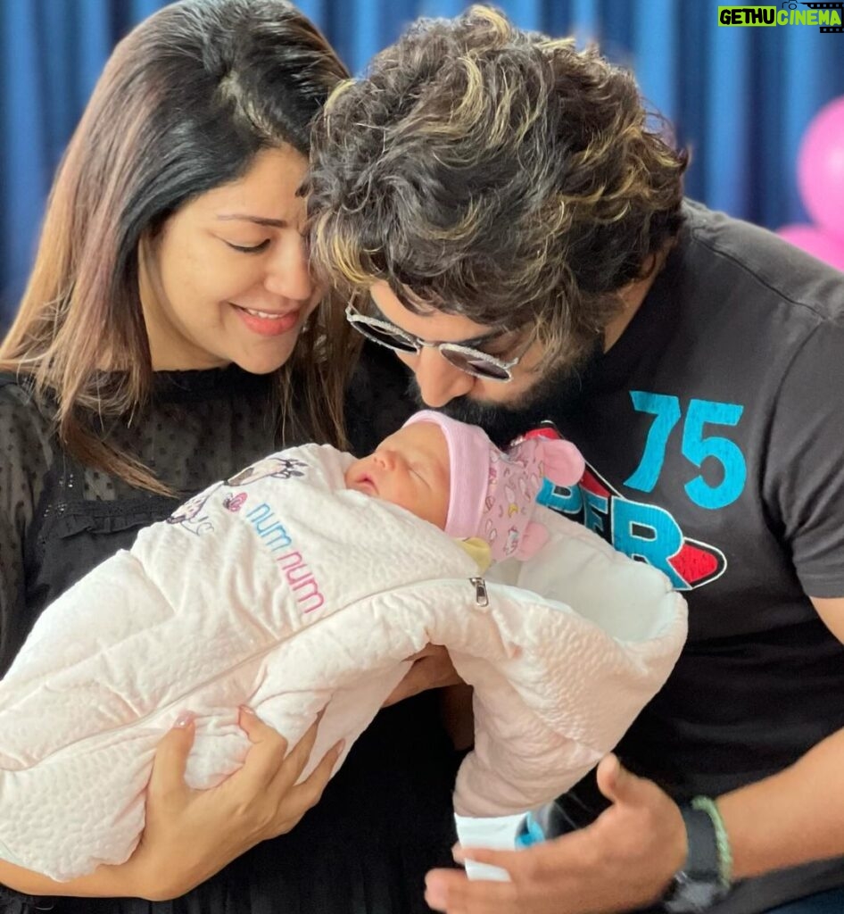 Debina Bonnerjee Instagram - It’s just yesterday that you were born and it’s your birthday month already… my darling @divishaadiva you are effortlessly angelic. Your arrival , your presence your individuality everything is amazingly your own. I love you baby to 100 times the moon and back. My #chikishu #happybirthdaymonth