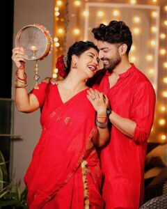 Debina Bonnerjee Instagram - A lifetime of joy, love, and intimacy ✨❤️ Happy Karwa-Chauth from us to you all 🌙🙏🏻 . 📸: @sk_.click . . #happykarwachauth #love #blessings