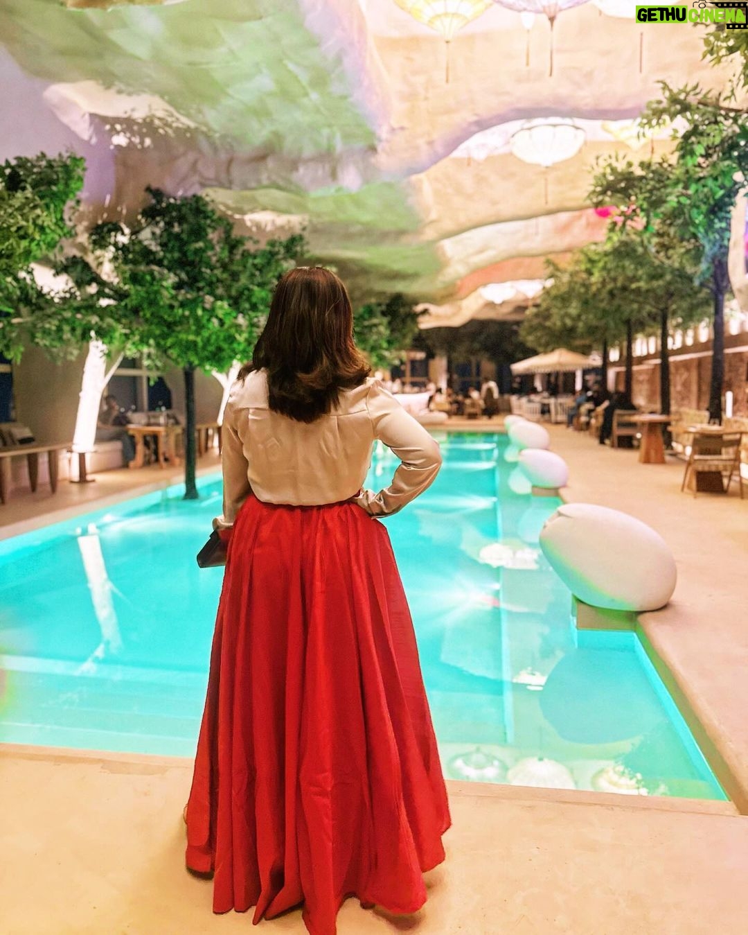 Debina Bonnerjee Instagram - Christmas Vibes every-where 🥰✨😍 #christmasiscoming