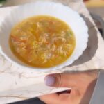 Debina Bonnerjee Instagram - A super easy fulfilling chicken soup which you can easily try this Christmas 🎄🎅 . #chickensoup