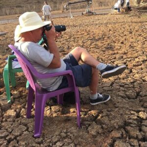 Deborah Colker Instagram - CURIOSIDADE // Em novembro de 2016, durante o processo de criação do espetáculo ‘Cão Sem Plumas’, fomos a Pernambuco para uma residência artística por 24 dias. 

O espetáculo foi inspirado no poema de João Cabral de Melo Neto - ‘Cão Sem Plumas’ - que acompanha o percurso do rio Capibaribe e corta boa parte de Pernambuco. 

#cãosemplumas #ciadeborahcolker #riocapibaribe