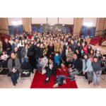 Deborah Colker Instagram – E hoje encerramos a temporada de 2023 com chave de ouro – foram três espetáculos de Cura no Taipei National Theatre, um encontro com a instituição da Epidermólise Bolhosa, e muitíssimas trocas de experiências e culturas!
Obrigada, Taiwan!❤️
#ciadeborahcolker #deborahcolker #cura #curaemtaiwan #dançacontemporânea