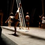 Deborah Colker Instagram - E a ‘casa’ para os ensaios de Sagração mudaram de lugar por um tempo, obrigada por nos receber @cidadedasartes_ 💫 #ciadeborahcolker #cidadedasartesrj #cidadedasartes #arteemovinento #dancacontemporanea #deborahcolker Cidade Das Artes