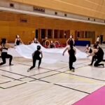 Deborah Colker Instagram - dança e sincronicidade🤍💫 Vídeo 1 @goldengauchos vídeo 2 - @pavelkurov2.0 Vídeo 3 - @a_k_da_don Vídeo 4 - @ballet_class_1leo