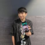 DeeGor Ho Instagram - 我去左滋味宇宙帶咗好多7-SELECT產品手信俾大家❤️ 機會黎啦🤩想拎手信返屋企？ 即玩7-SELECT有獎遊戲「極速搶 請你食」，仲可以近距離見到卡通版嘅我! 挑戰成功，仲有機會贏取免費 7-SELECT 產品，共30,000份7-SELECT 產品等你嚟拎🤩 各位「羊群」一連9日即刻去以下link搶7-SELECT嘅人氣產品啦🫶🏻 http://7-select-foodiverse.com #7ElevenHK #7SELECT #自家品牌 #一口打開滋味宇宙 #極速搶請你食