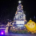 DeeGor Ho Instagram – 我相信願望嘅力量，我今日有幸可以為迪士尼100週年動畫《#星願奇緣》做亮燈儀式，必需多謝一直默默為我許願嘅每一位❤️係你哋賜予俾我🫶🏻

我想世界和平並唔係搞笑係真心㗎🙏🏿
—————————————————————————————
🌠願望成真威水分享‼️
我幫迪士尼100週年動畫 #星願奇緣 配音✌🏻，做隻三個星期大嘅山羊 #華倫天奴(Valentino) 😂呢個角色係唔係非我莫屬呢？

配音嘅時候我都出盡渾身解數爆吓肚咁🥰拍住Joyce一齊希望氹到大家開心💕

今日嚟到海港城幫呢棵勁靚嘅聖誕樹亮燈 🎄 ，仲有戲入邊勁得意嘅角色 #星星 ⭐️ ，再直踩同我班羊群一齊睇戲📽️今日簡直係完美💕✨

12月16號就有優先場
今個聖誕大家記得撐場呀❗🙏

#Disney #Wish #星願奇緣 #迪士尼100週年 #Disney100 #1216優先場 #1221一齊許願