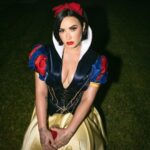 Demi Lovato Instagram - My favorite time of the year.. Happy Halloween 👻🎃