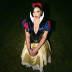 Demi Lovato Instagram - My favorite time of the year.. Happy Halloween 👻🎃