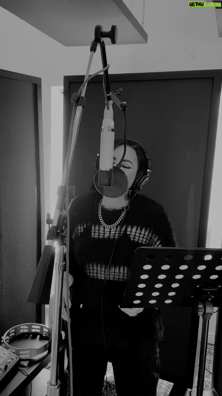 Demi Lovato Instagram - Go tell your mother 😏 Cool For the Summer (Rock Version) 5/25