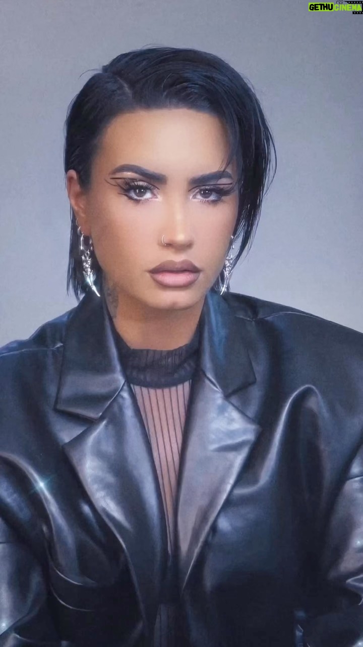 Demi Lovato Instagram - Still Alive 🔪 Out Now