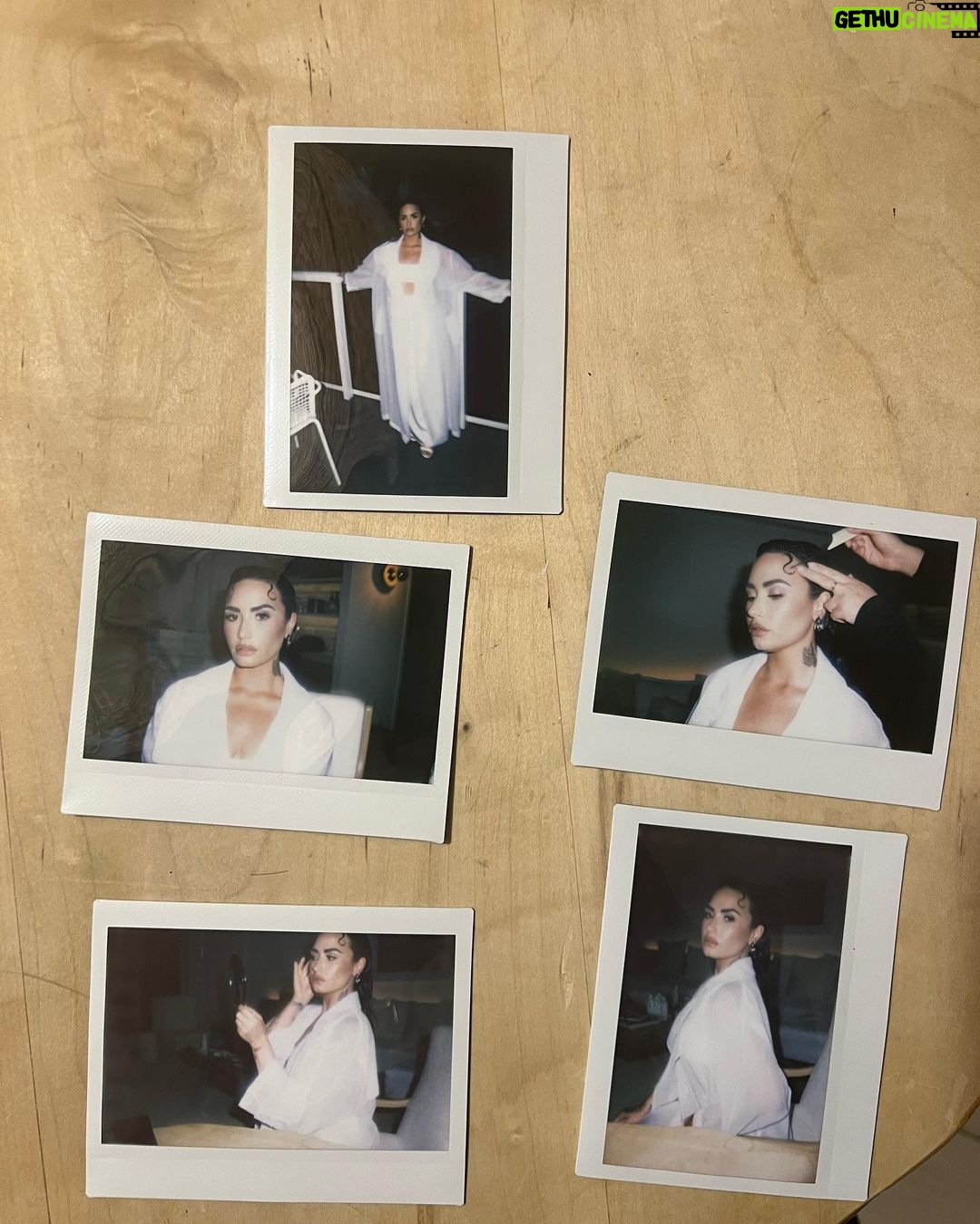 Demi Lovato Instagram - Another day another dump 💚 who’s excited for Heart Attack…?!!!