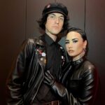 Demi Lovato Instagram - Swipe left so see how hot my boyfriend is