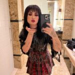 Demi Lovato Instagram - Happy Halloween y’all 🎃💀👻