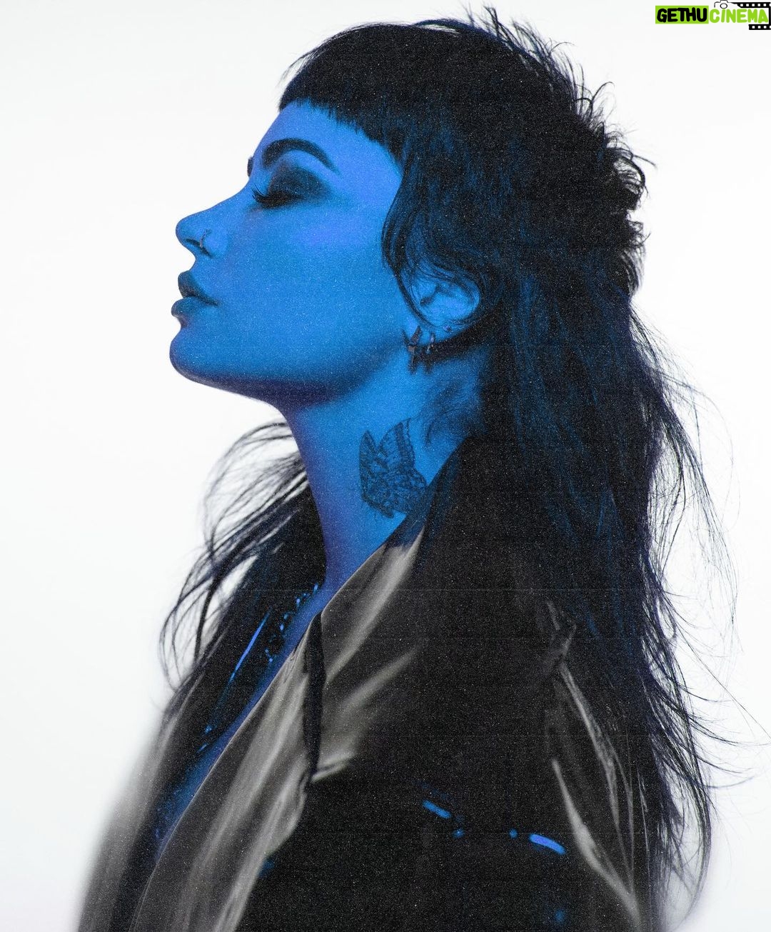 Demi Lovato Instagram - @spinmag 💥💥 Writer: @catrcardenas Photographer: @angelokritikos Creative Direction: @angelokritikos + @dannykleinmusic Graphic Design, Motion Edit: @dannykleinmusic DP & Lighting: @jdart.cine Stylist: @maleeka.moss Hair: @cesar4styles Glam: @jillpowellglam Audio Tech: Kevin Khor Producer: @kerrigancole Studio: @hubblestudio