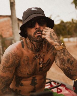 Dengaz Instagram - “Não Se Apaga” já disponível no YouTube e em todas as plataformas! 🏝❤️

Muito obrigado a todos os amigos e família em Morro De São Paulo 🏠 Até já 

AHYA!