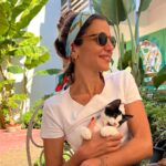 Derya Beşerler Instagram - Her iki fotoğrafta da yıldız belli🐾❤️